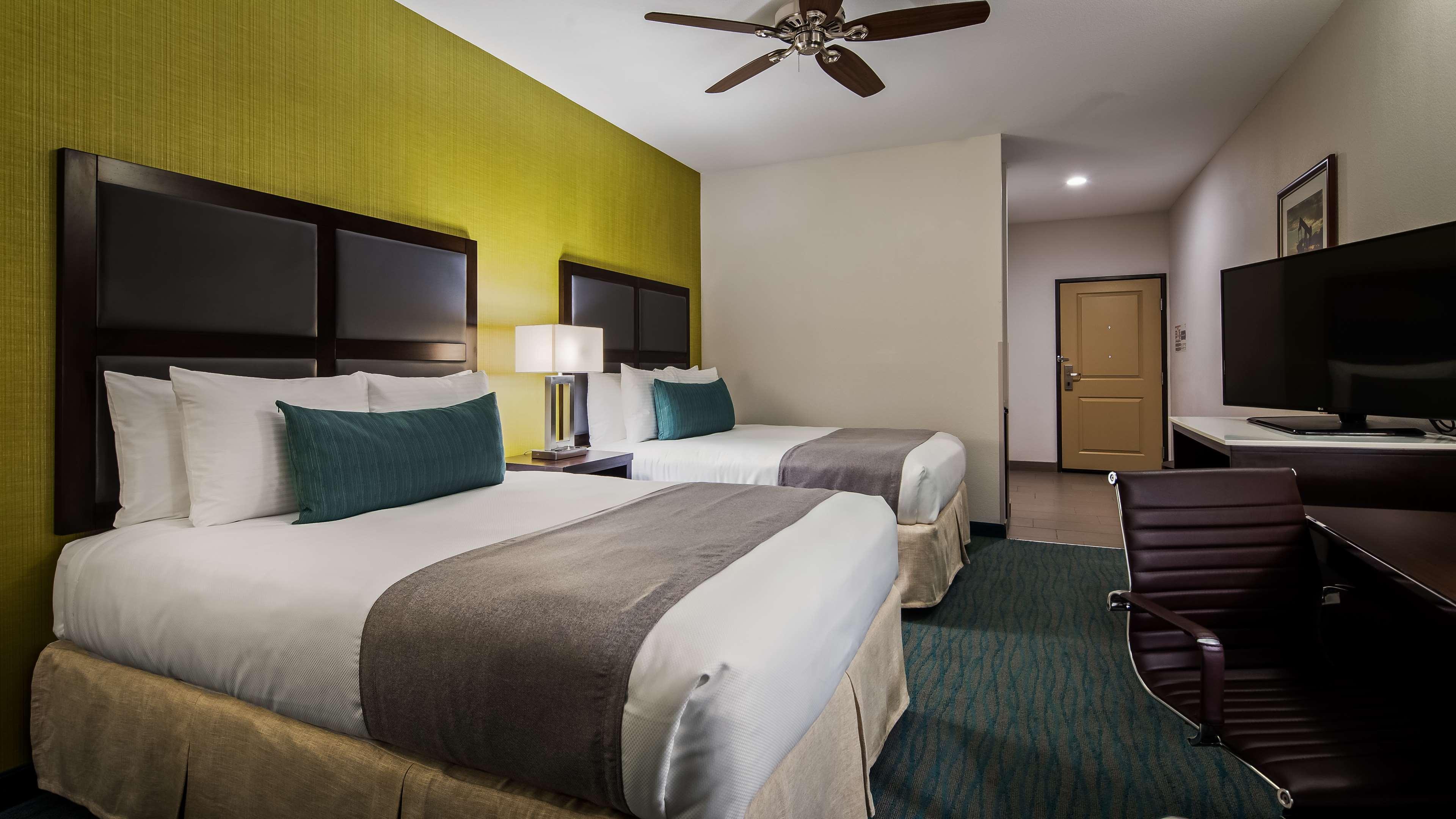 Best Western Plus Taft Inn Bagian luar foto