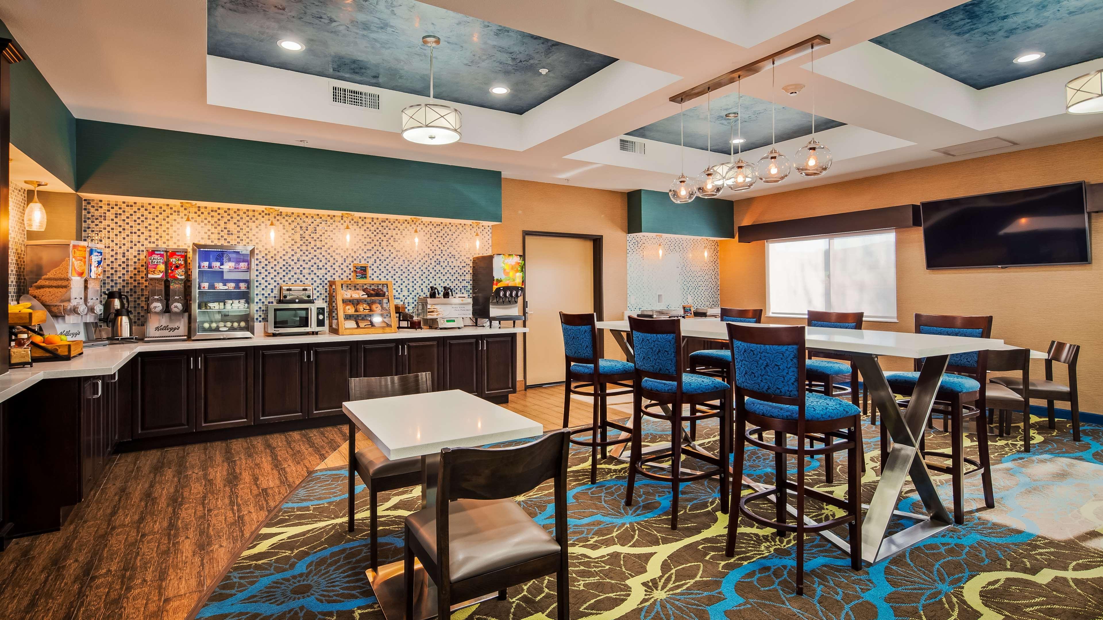 Best Western Plus Taft Inn Bagian luar foto