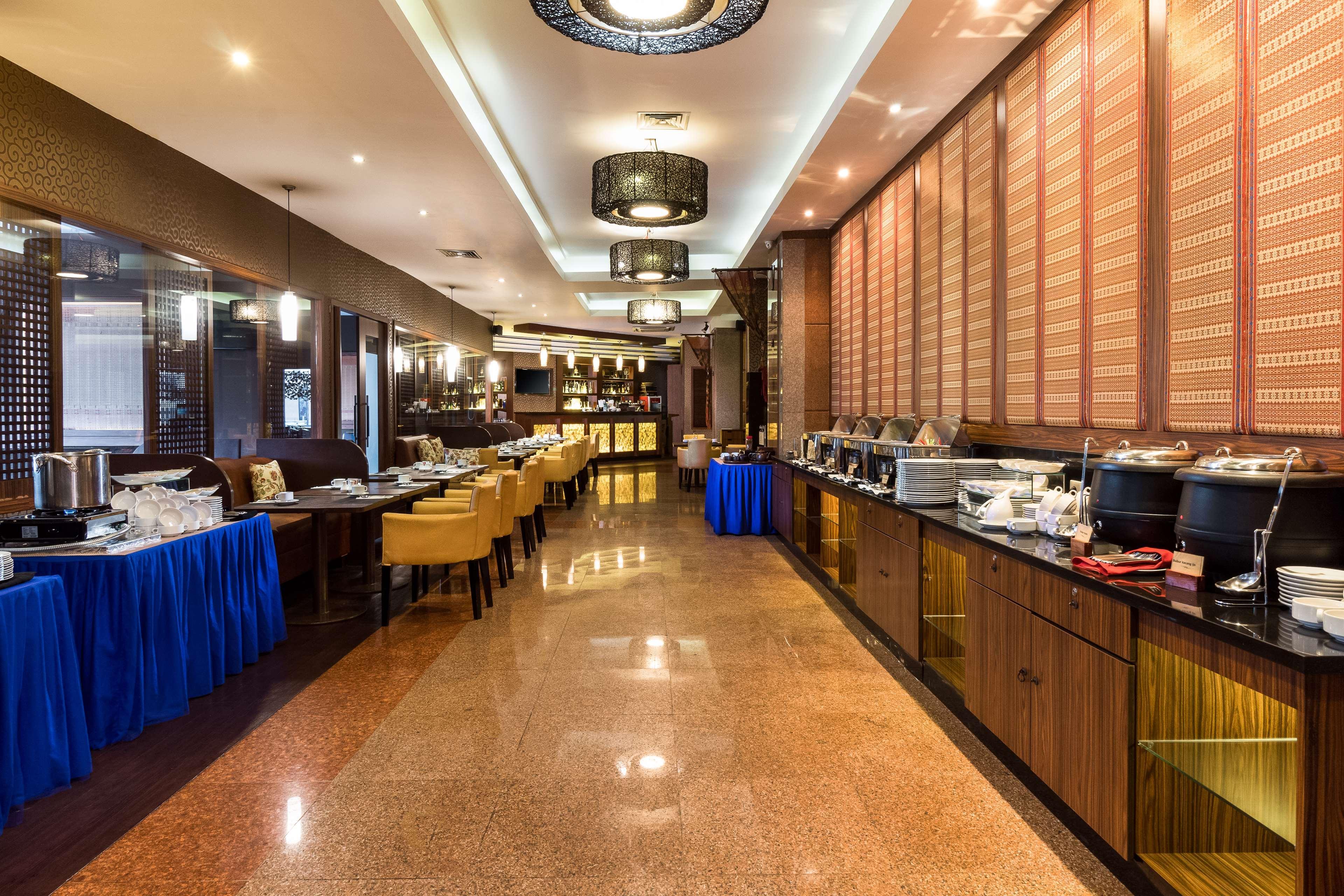 Best Western Plus Taft Inn Bagian luar foto
