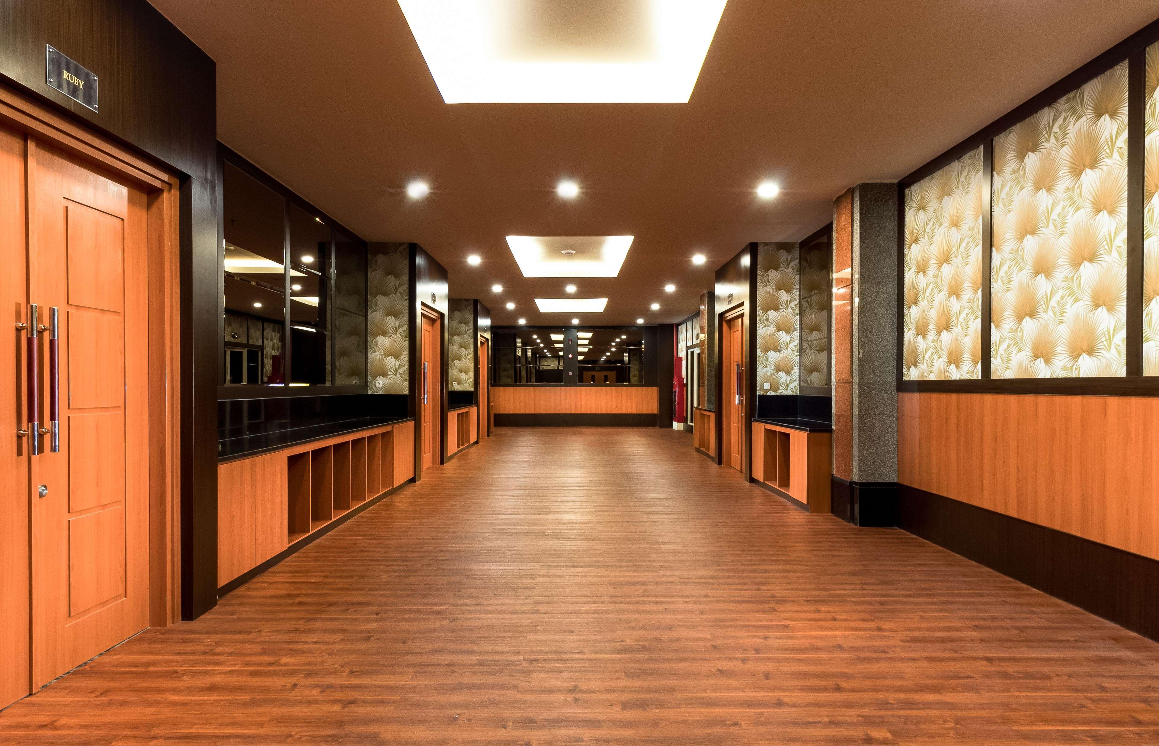 Best Western Plus Taft Inn Bagian luar foto