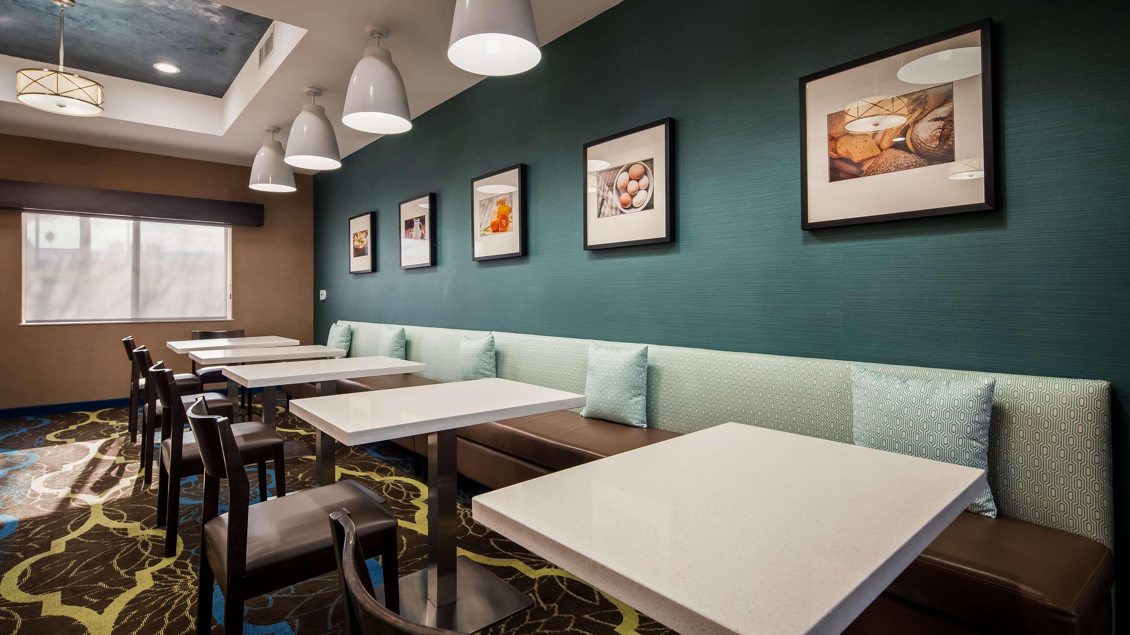 Best Western Plus Taft Inn Bagian luar foto