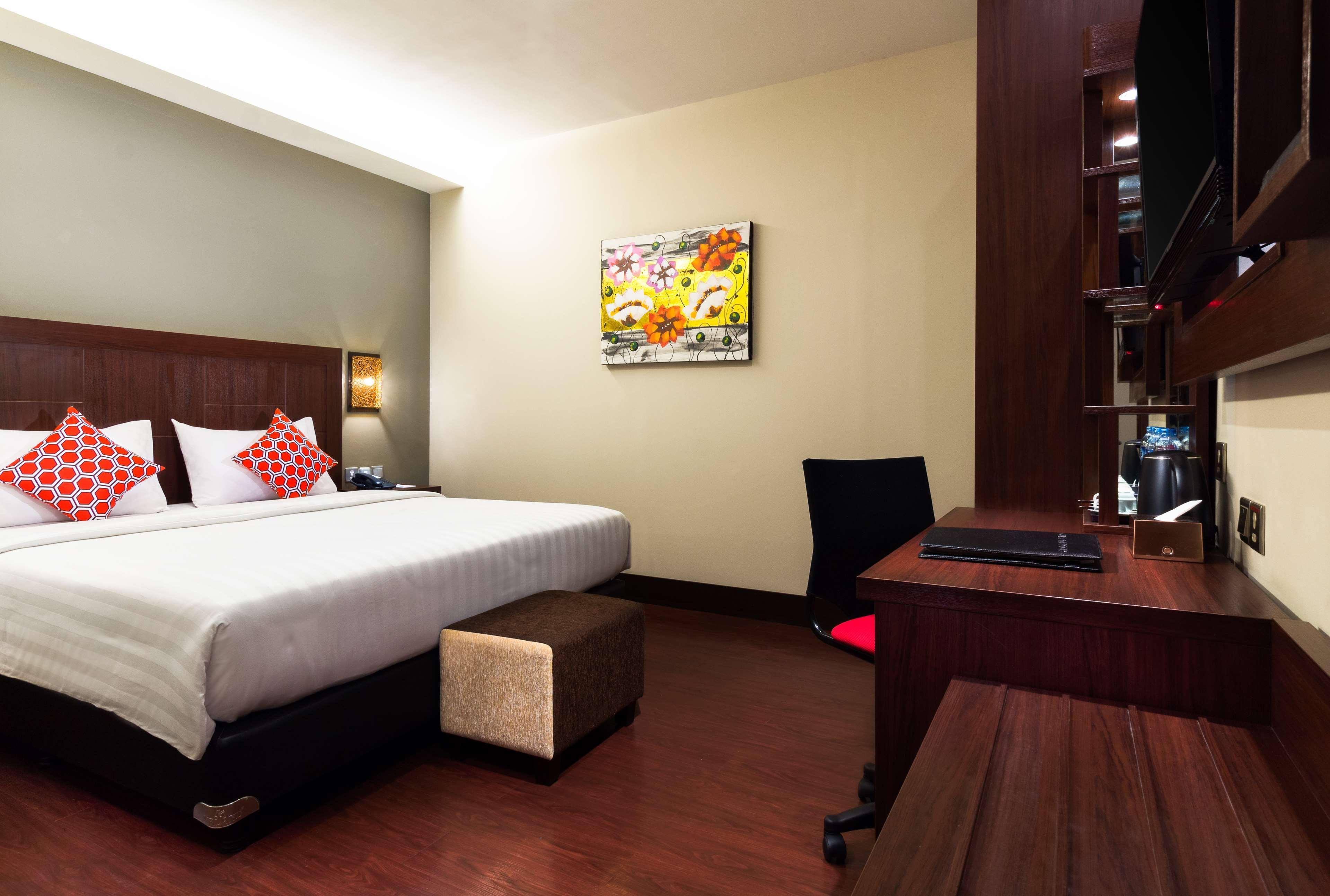 Best Western Plus Taft Inn Bagian luar foto