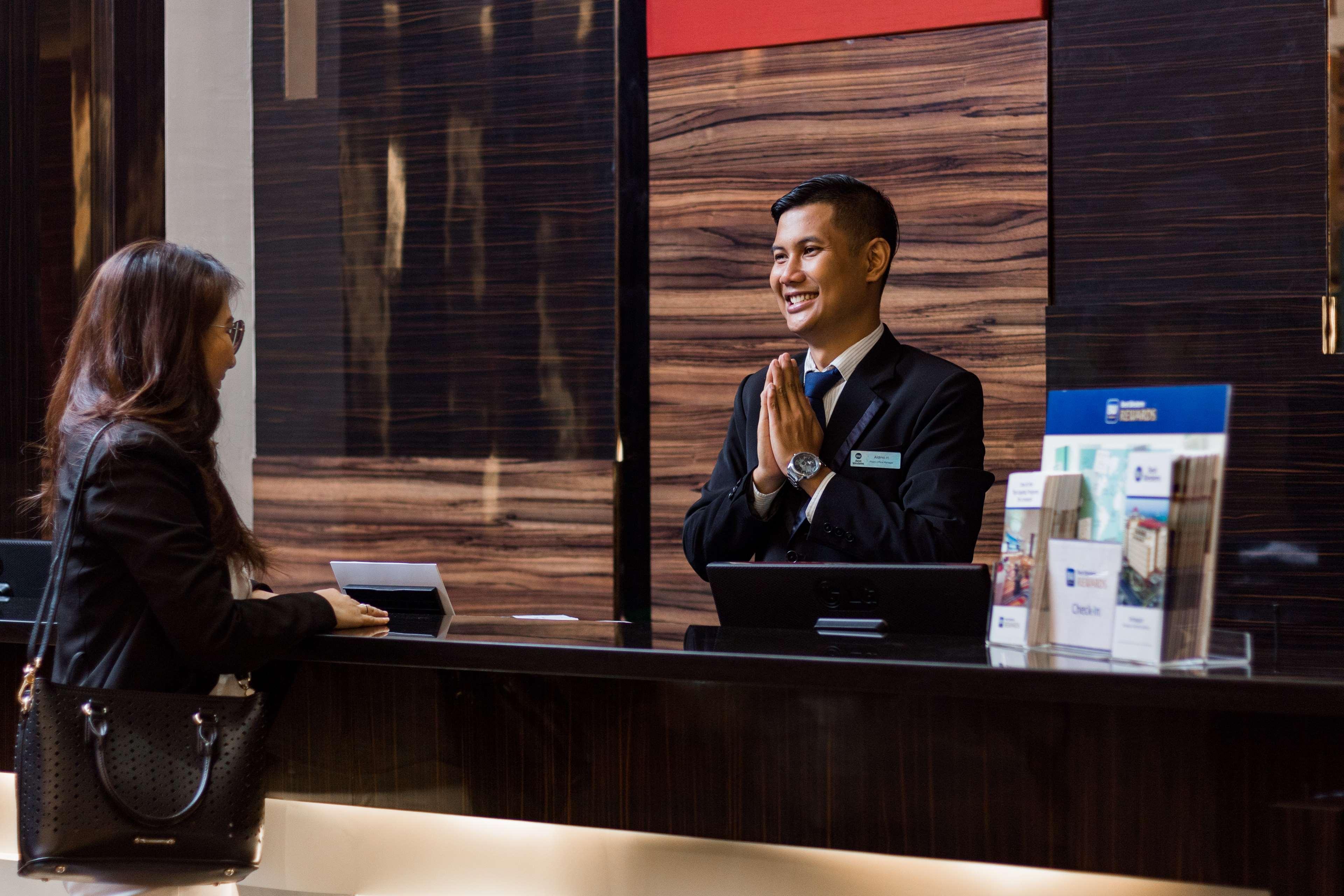 Best Western Plus Taft Inn Bagian luar foto
