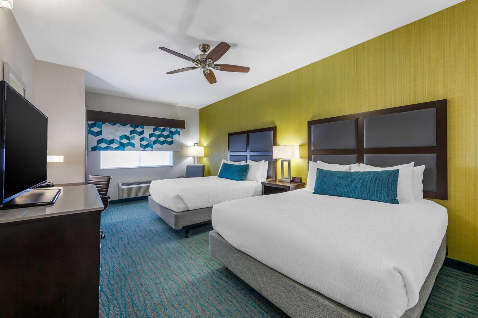 Best Western Plus Taft Inn Bagian luar foto